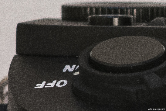 LENR=OFF, f/5.6+ND1.8, ISO 1600, +-0